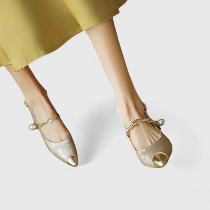Seraphyane Elegant Buckle Heels